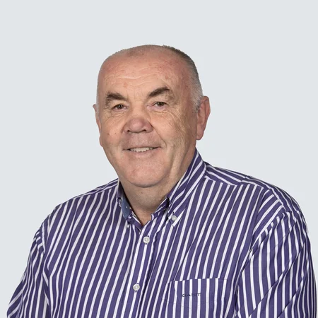 Dermot Burns - Associate Director at Powercomm Group.